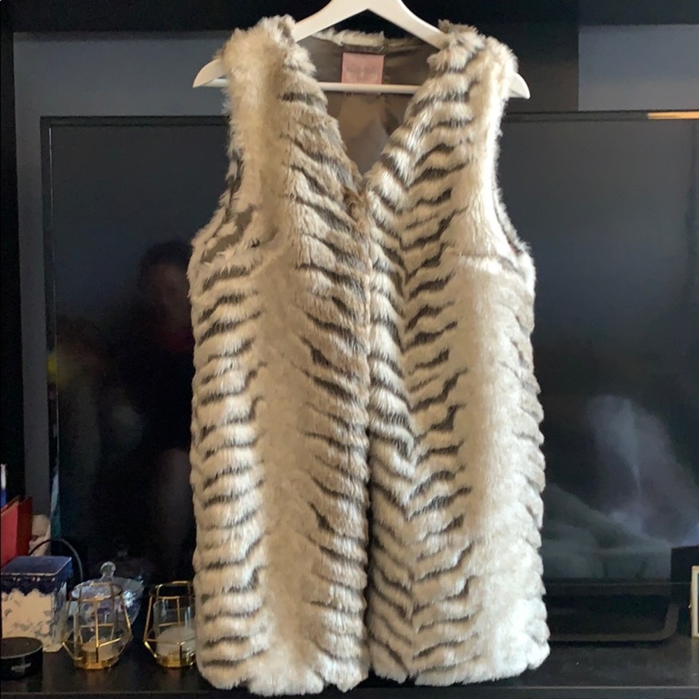 Faux Fur vest size L